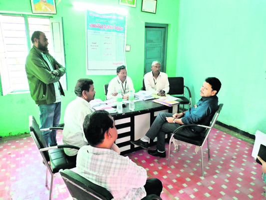 స్థానిక ఎన్నికలను  పారదర్శకంగా నిర్వహించాలి 1