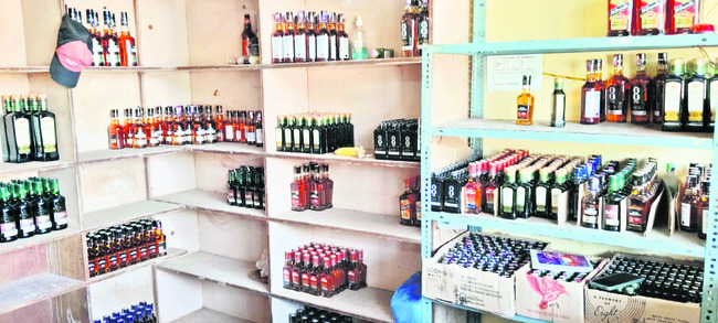 మద్యం బ్రాండ్ల కొరత2