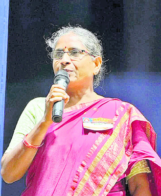 చిత్రహింసలు పెట్టి చంపేయాలి..!
2