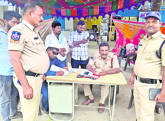 నగదు పట్టివేత 
2