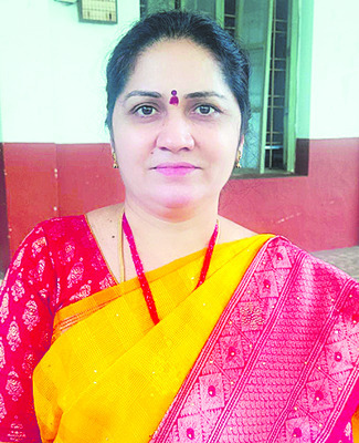 ప్రతిభ చూపితే స్కాలర్‌షిప్‌ మీదే1