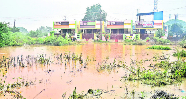 జలదిగ్బంధం6