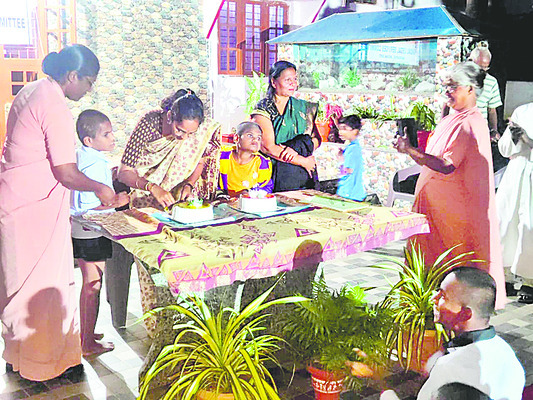 నగదు పట్టివేత 
1