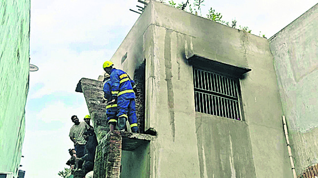 గుణుపూర్‌లో అగ్నిప్రమాదం1