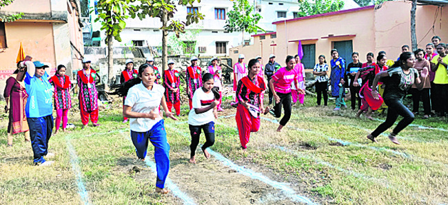 ఉల్లాసంగా.. ఉత్సాహంగా..1