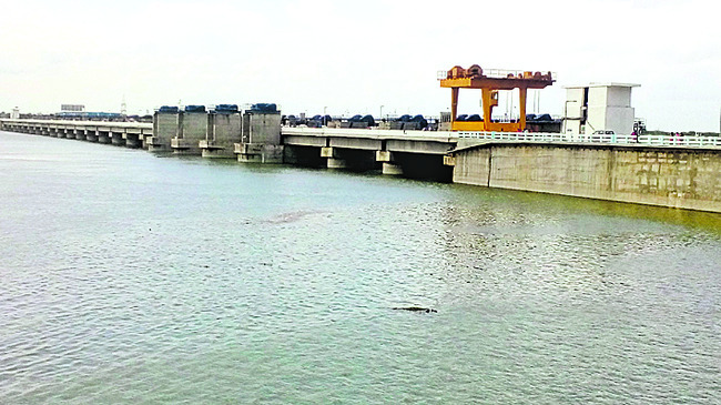 కష్టం ‘గురూ’! 4