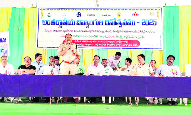 మఠంపల్లి చర్చిలో  దివ్యబలి పూజ1