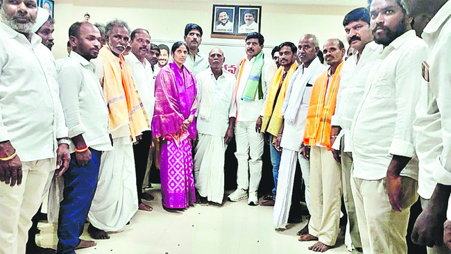 ‘మొదటి విడత’ సర్పంచ్‌లు వీరే!1