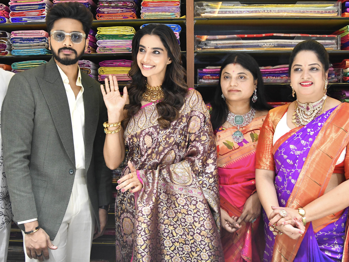 Hero Teja Sajja, Actress Meenakshi Chaudhary Launches Shopping Mall Photos11