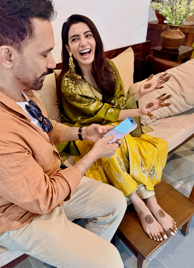 Inside Photos : Samantha And Raj Nidimoru Mehendi Pics Goes Viral15