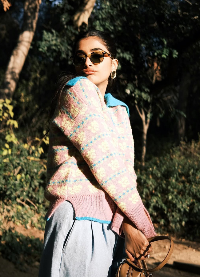 Pooja Hegde shares winter season photos13