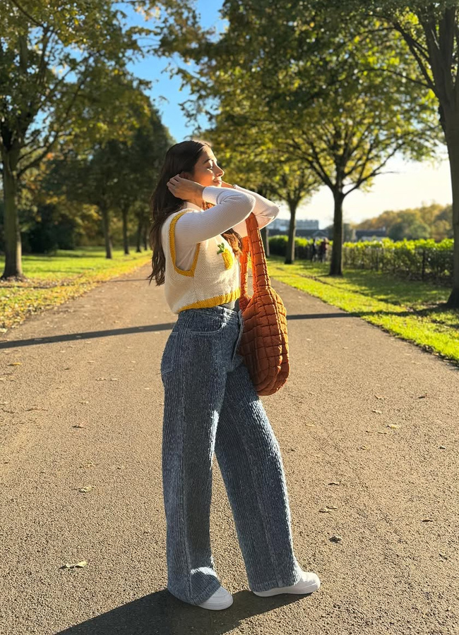 Pooja Hegde shares winter season photos5