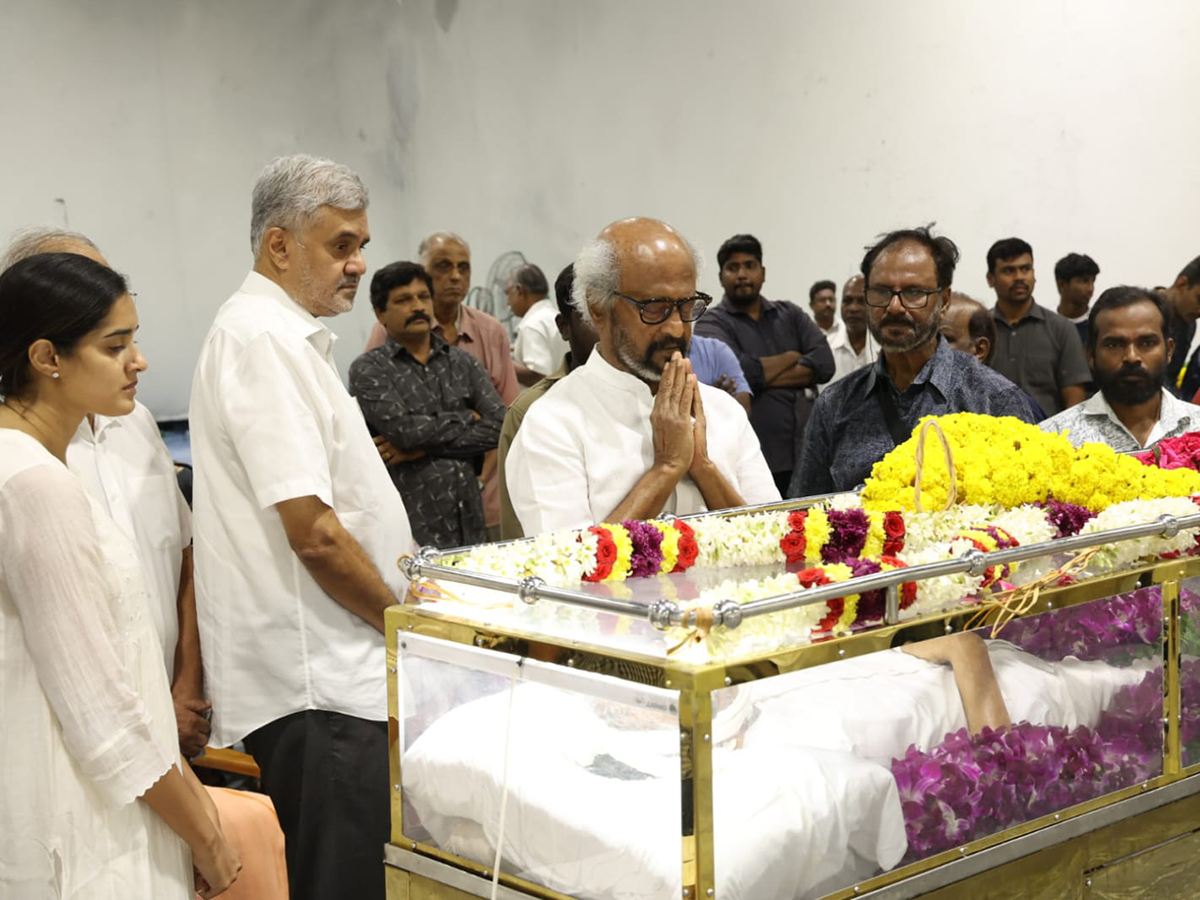 Rajinikanth And Suriya Vishal and more pay homage to AVM Saravanan10