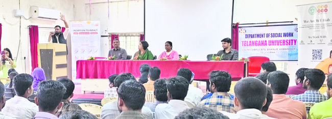 పారిశ్రామికవేత్తలుగా  రాణించాలి 2