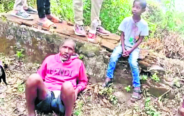 లంబసింగి ఘాట్‌ రోడ్డులో ఆటో బోల్తా1