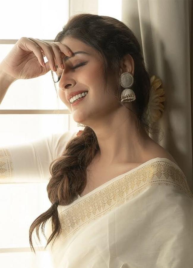 Actress Payal Rajput Birthday HD Special Photos 9