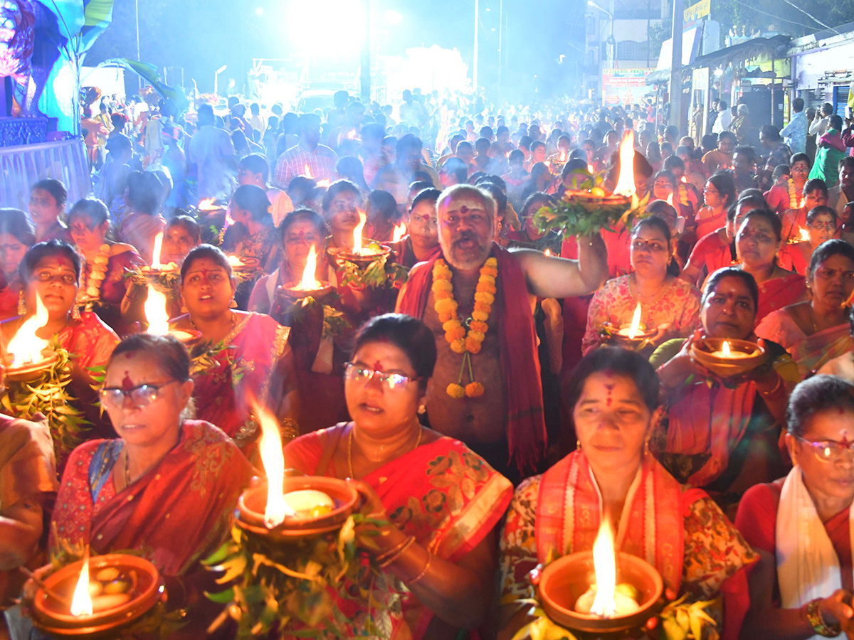 Kalasa Jyothi Utsav Grandly Performed At Vijayawada Indrakeeladri Hill12