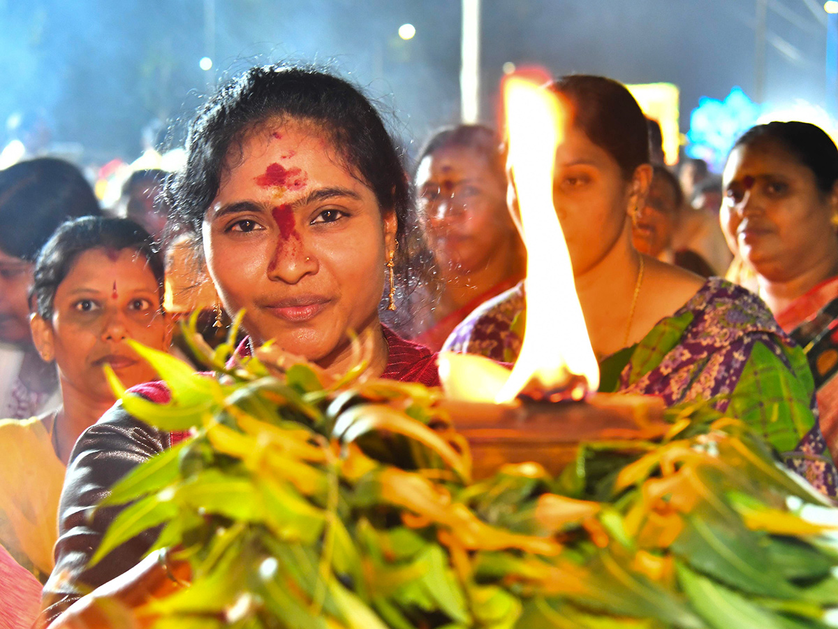 Kalasa Jyothi Utsav Grandly Performed At Vijayawada Indrakeeladri Hill2