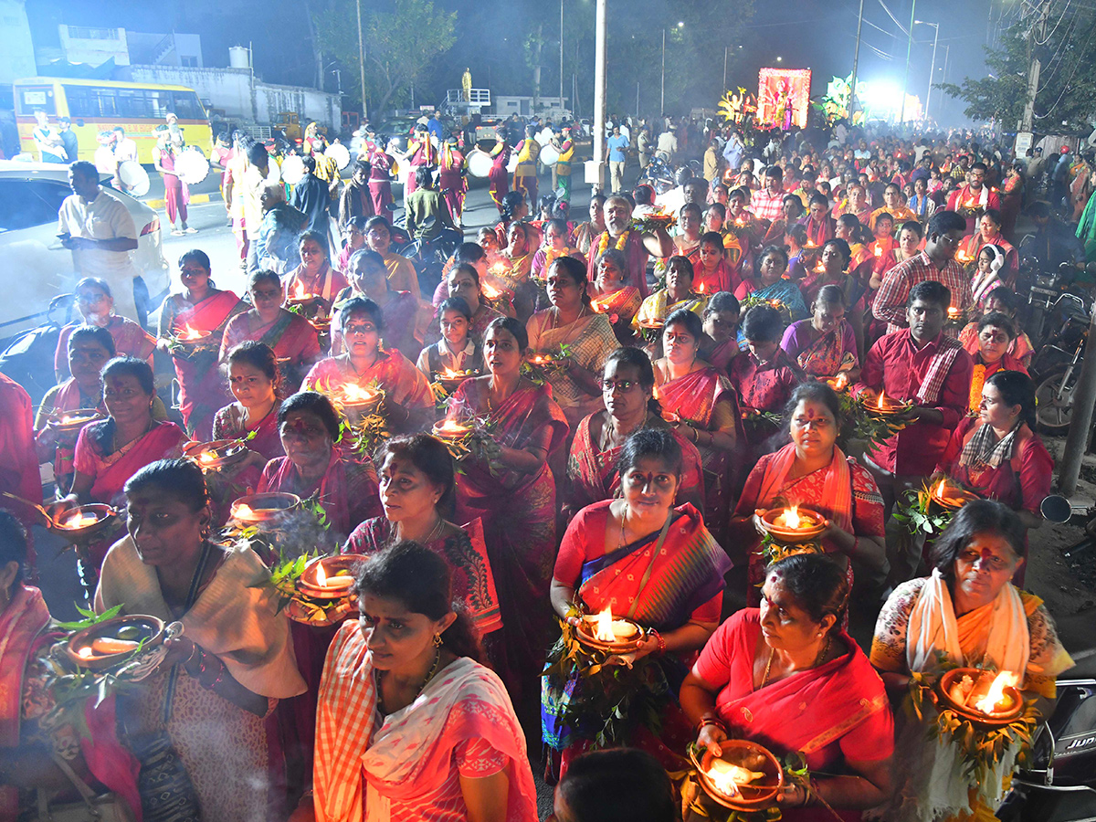 Kalasa Jyothi Utsav Grandly Performed At Vijayawada Indrakeeladri Hill25