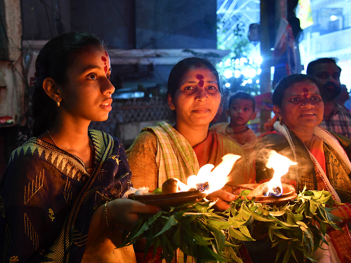Kalasa Jyothi Utsav Grandly Performed At Vijayawada Indrakeeladri Hill4