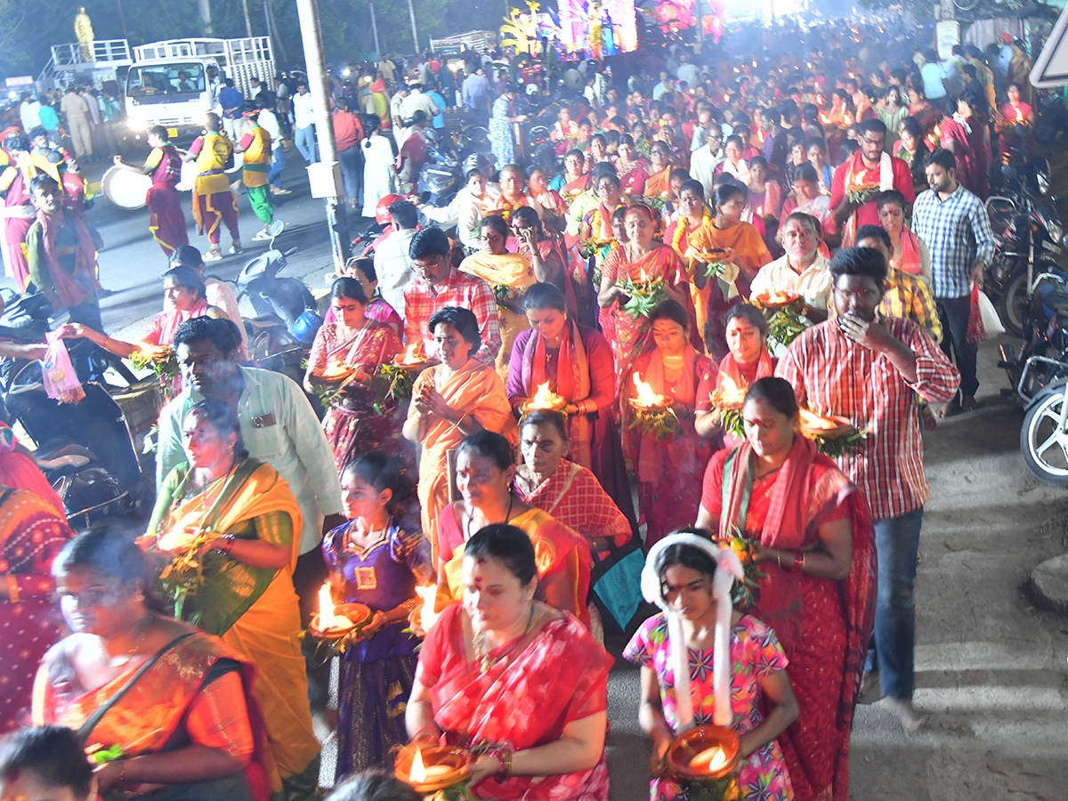 Kalasa Jyothi Utsav Grandly Performed At Vijayawada Indrakeeladri Hill6