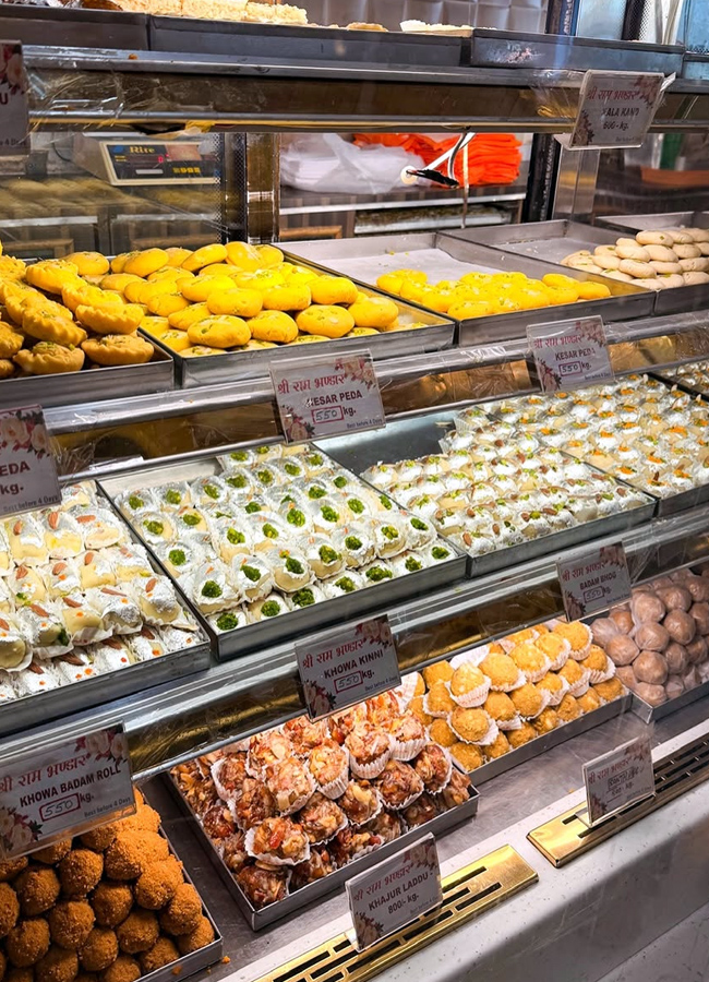 Sara Tendulkar's Varanasi trip (photos)10