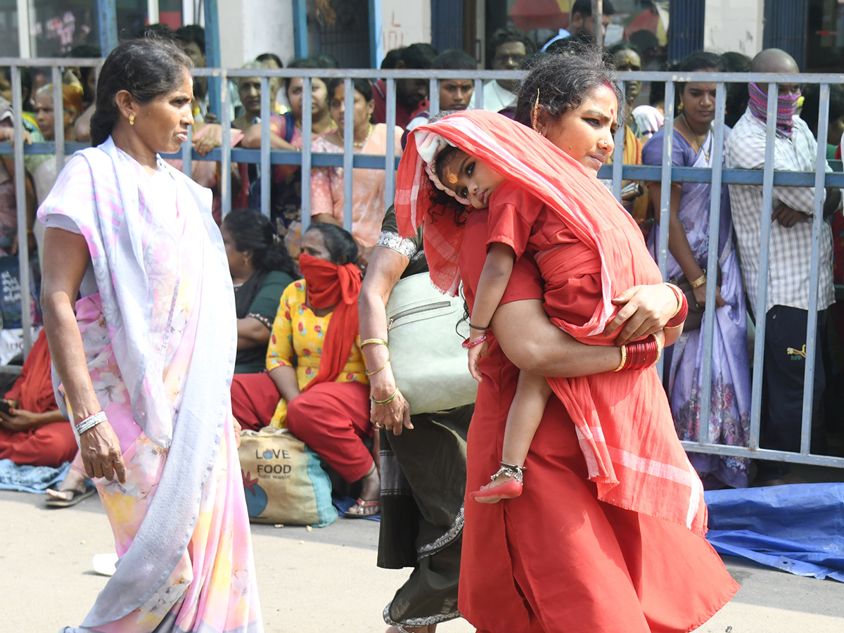 Sri Kanaka Mahalakshmi Ammavari Margasira Masotsavalu In Visakhapatnam17