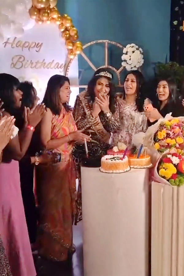 Telugu Actress Jyothi Birthday celebration Photos8