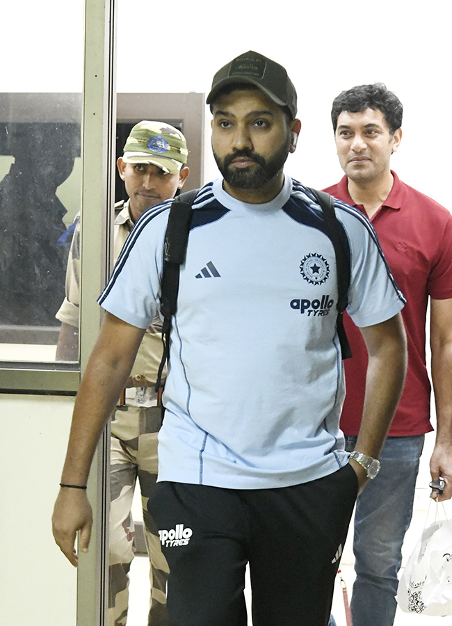 Visakhapatnam ahead of the 3rd ODI cricket match against South Africa15