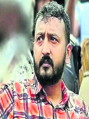 విమానాల రద్దుతో  ప్రయాణికుల ఇబ్బందులు 3