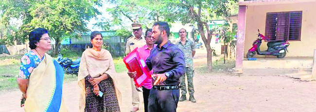 దివ్యాంగుల  అభ్యున్నతికి కృషి
2