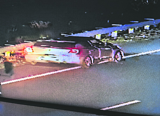 మిస్టరీగా మారిన ఘోర రోడ్డు ప్రమాదం 1