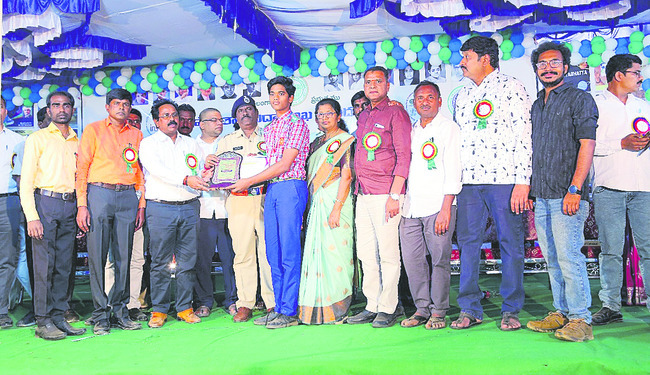 నిబంధనలు అతిక్రమిస్తే చర్యలు  
1