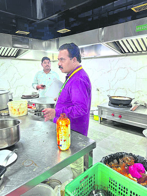 తిన్నోళ్లకు తిన్నంత2