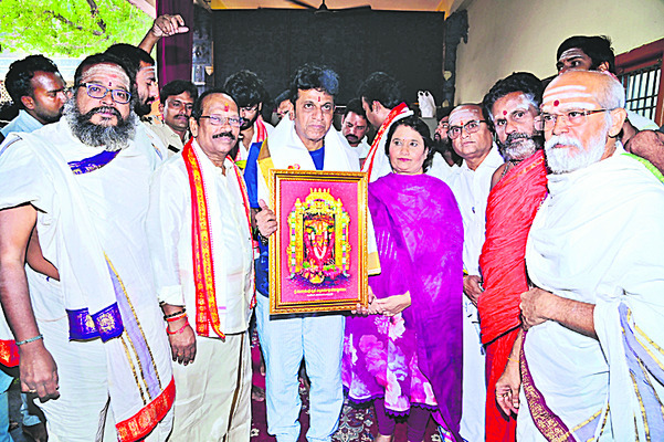 గాయని సుశీలకు పురస్కారం 1