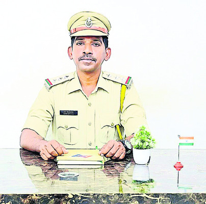 బెల్టు తీసేదెప్పుడో?3