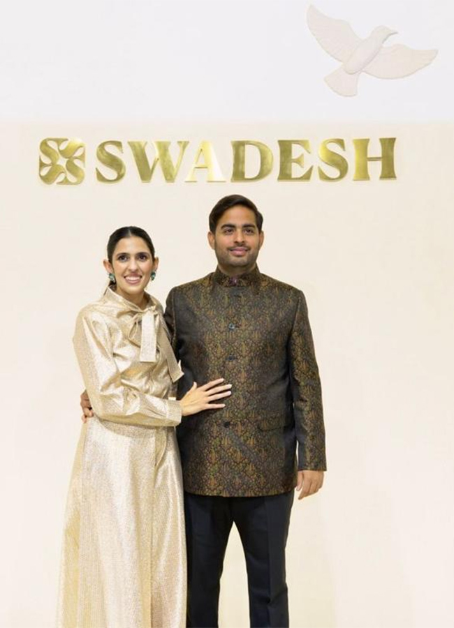 Decembering at Swadesh event in Mumbai14