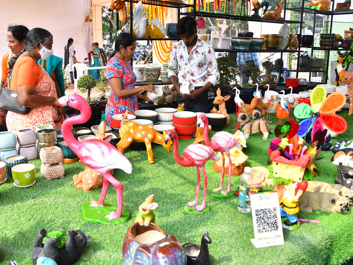 Impressive fruit and flower display at Vijayawada9