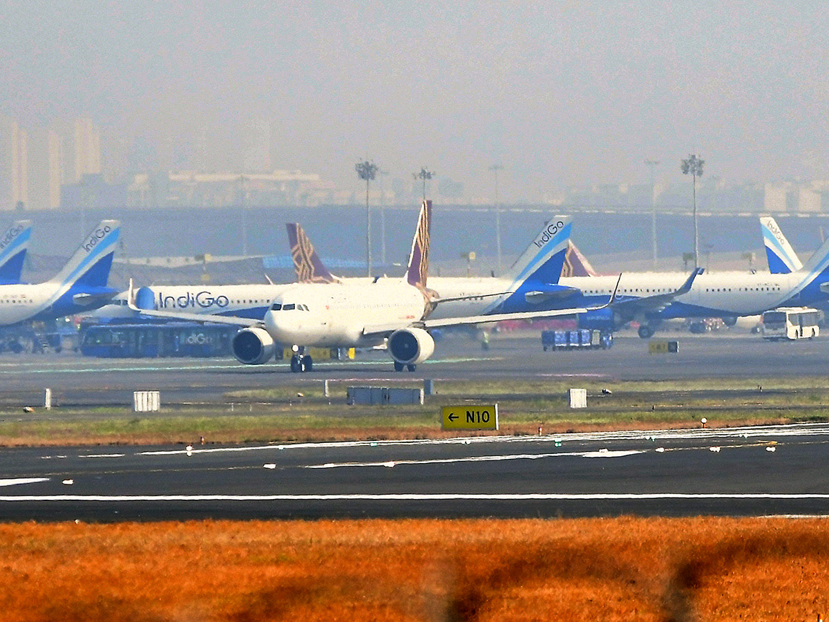 Passengers : Indigo Airlines Flights Were Cancelled HD Photos25