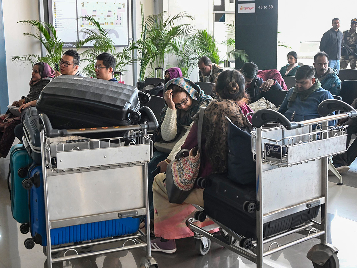 Passengers : Indigo Airlines Flights Were Cancelled HD Photos28