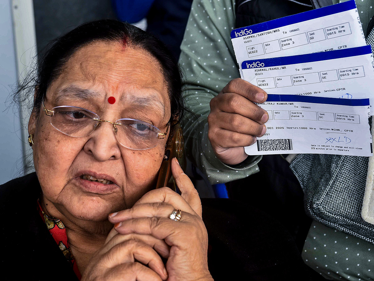 Passengers : Indigo Airlines Flights Were Cancelled HD Photos31