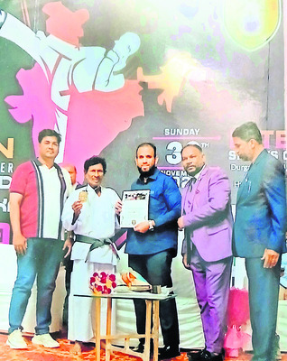 కరాటేలో డేవిడ్‌కు   స్వర్ణ పతకం 1