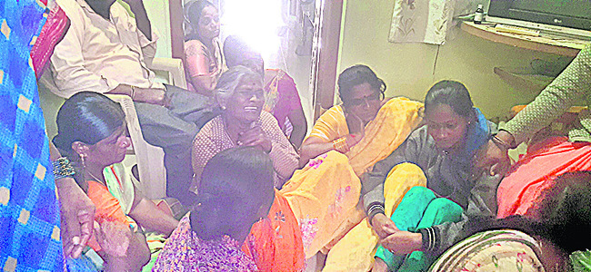 దైవదర్శనానికి వెళ్లి అనంతలోకాలకు.. 1