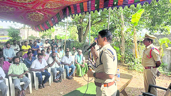 కోర్టు స్థలం పరిశీలన 1