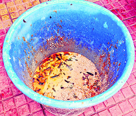 అన్నక్యాంటీన్‌లో ఉడకని భోజనం1