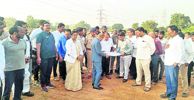 కోర్టు స్థలం పరిశీలన 3