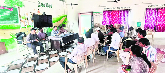 శ్రీవారికి అభిషేకం,  నిత్యకల్యాణం
2