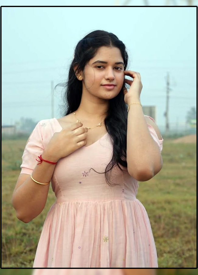 Bigg Boss beauty Ramya Moksha latest looks.. photos11