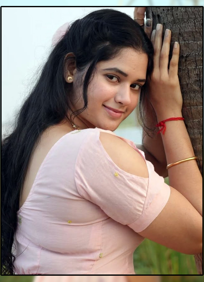 Bigg Boss beauty Ramya Moksha latest looks.. photos16