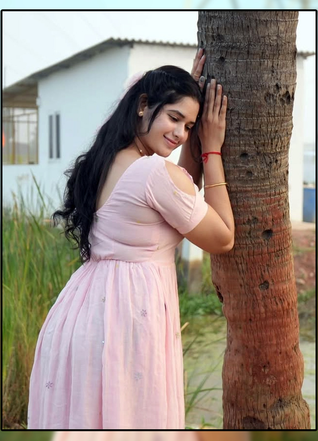 Bigg Boss beauty Ramya Moksha latest looks.. photos18